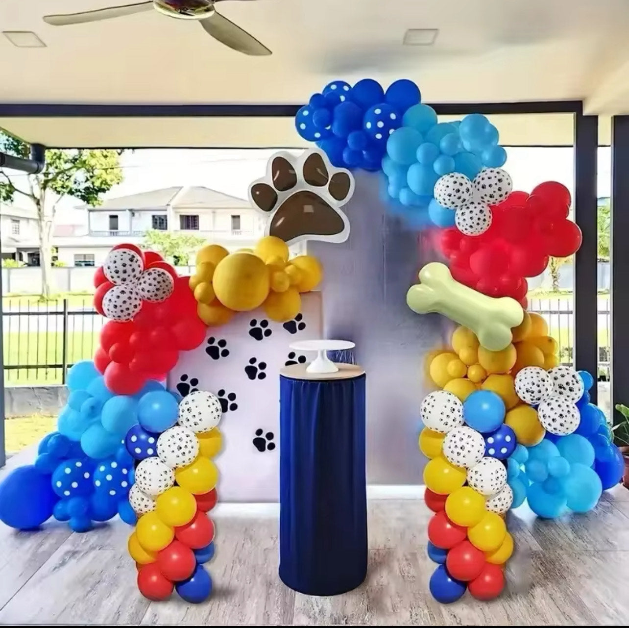 Birthday Dog Paw Balloon Wreath Set